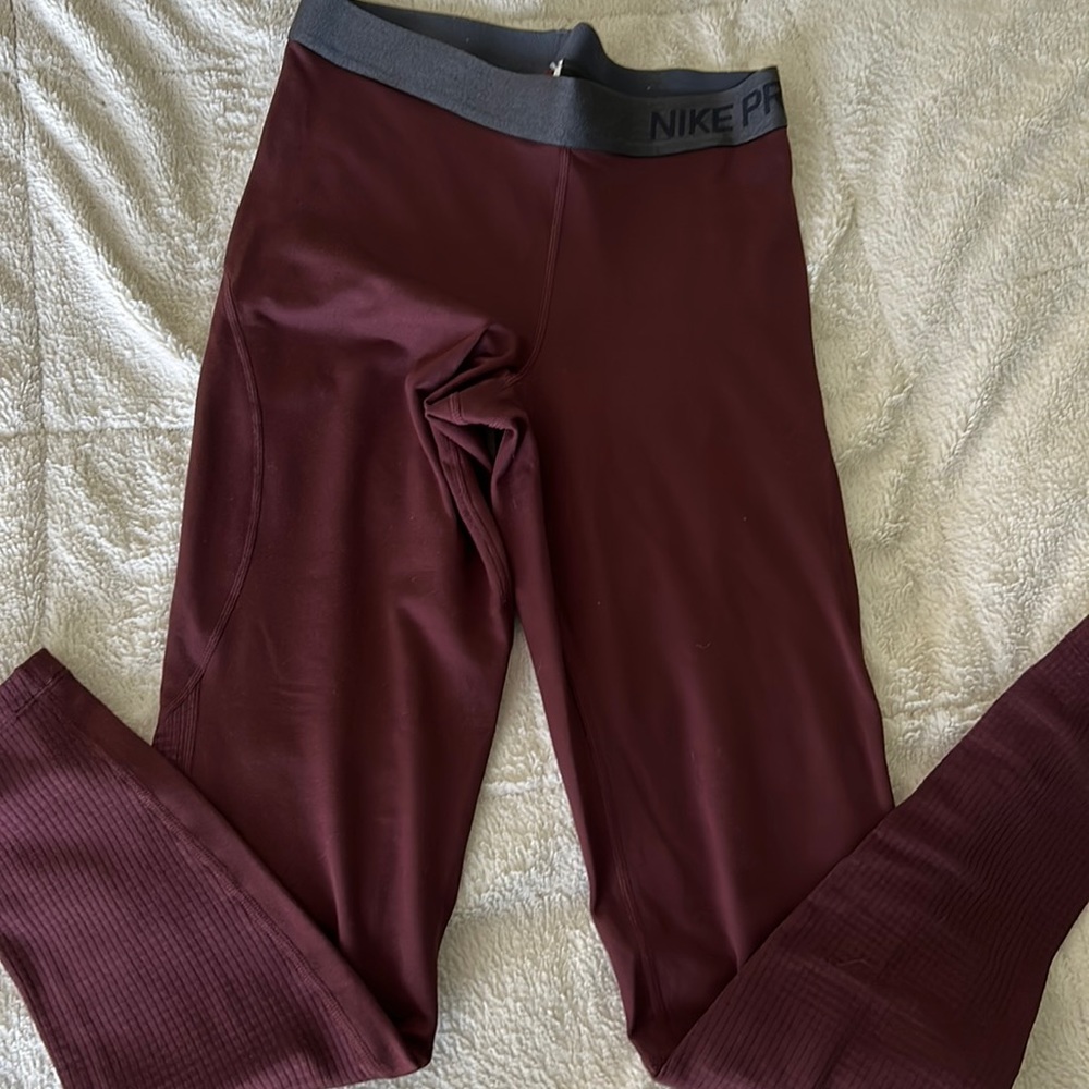 Nike Pro leggings